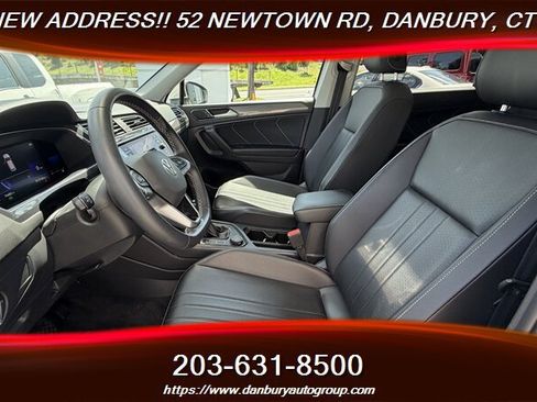 Used 2022 Volkswagen Tiguan SE AWD/4WD image 14