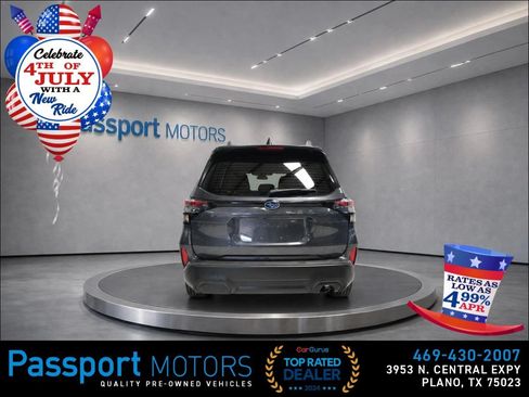 Used 2025 Subaru Forester AWD/4WD image 4
