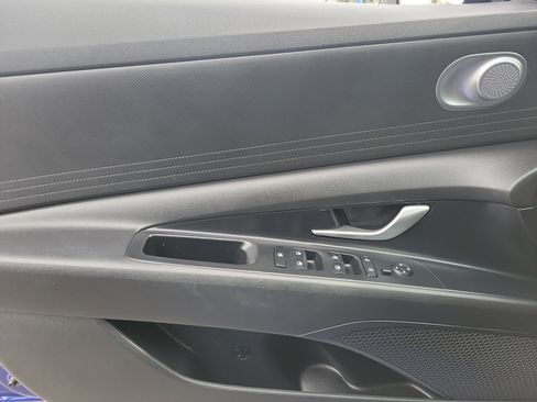 Certified 2023 Hyundai Elantra SEL image 19