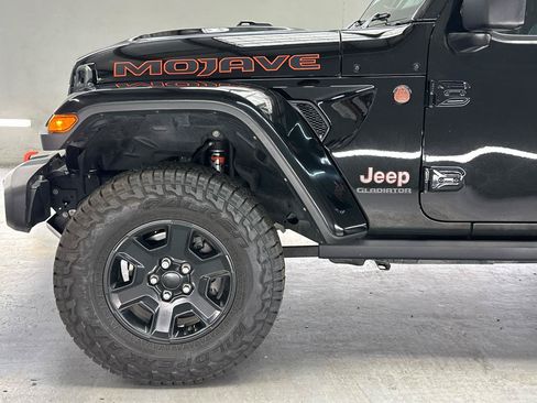 Used 2022 Jeep Gladiator Mojave w/ LED Lighting Group AWD/4WD image 6