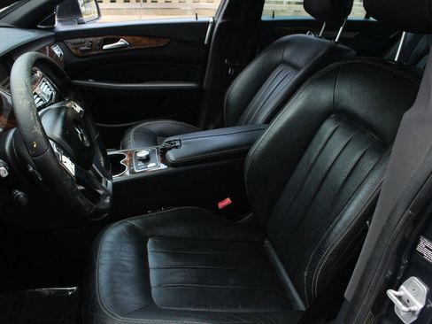 Used 2013 Mercedes-Benz CLS 550 w/ Premium I Pkg image 15