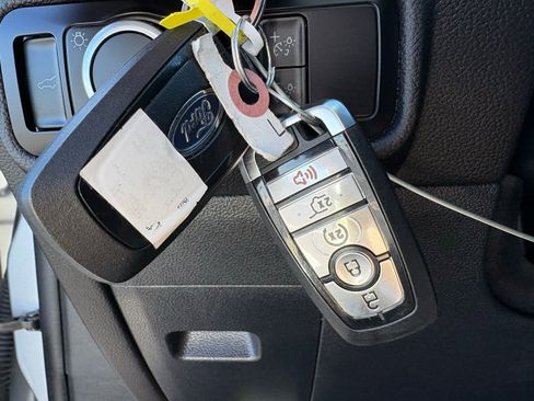 Used 2023 Ford Explorer XLT w/ Equipment Group 202A image 12