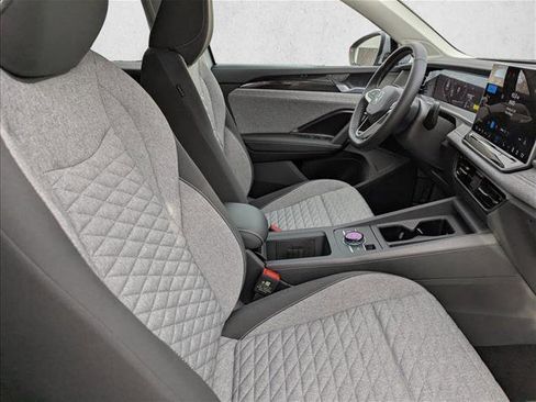 New 2026 Volkswagen Tiguan S image 27