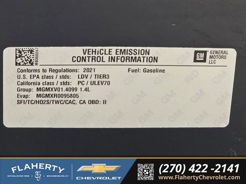 Used 2021 Chevrolet Trax LT w/ LT Convenience Package AWD/4WD image 17