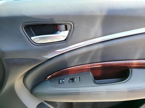 Used 2015 Acura MDX SH-AWD image 19