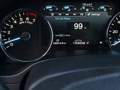 Used 2020 Ford F150 Platinum w/ Equipment Group 701A Luxury image 20