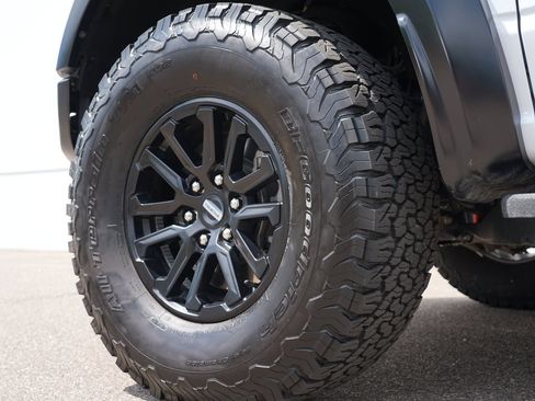 Used 2025 Ford F150 Raptor AWD/4WD image 36