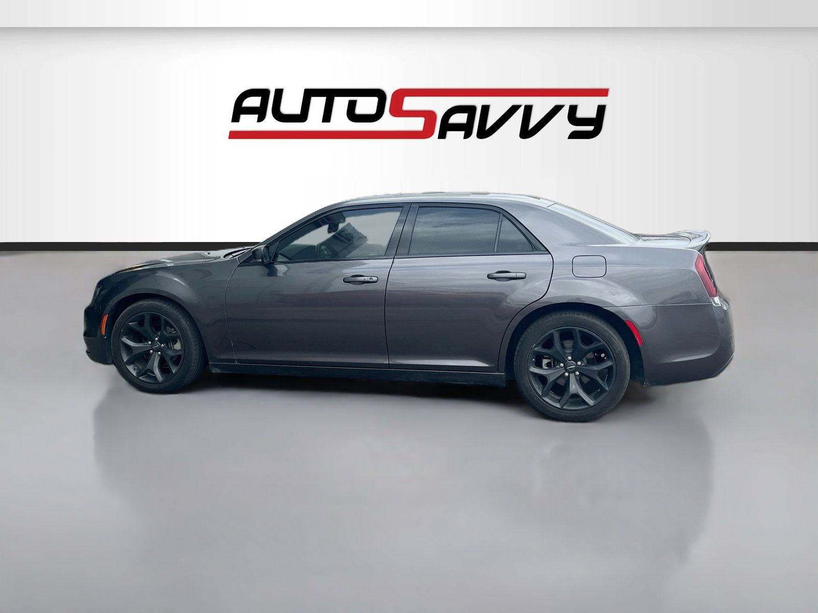 Used 2022 Chrysler 300 S RWD image 4