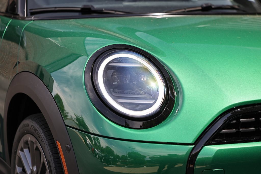 New 2026 MINI Cooper 2-Door Hardtop FWD image 2
