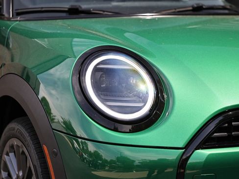 New 2026 MINI Cooper 2-Door Hardtop FWD image 2