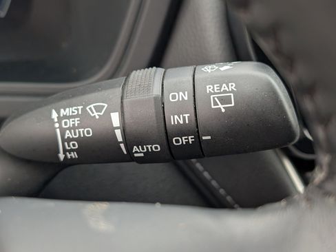 Used 2024 Toyota Grand Highlander Limited image 26