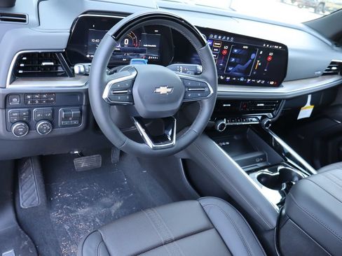 New 2026 Chevrolet Tahoe High Country AWD/4WD image 6