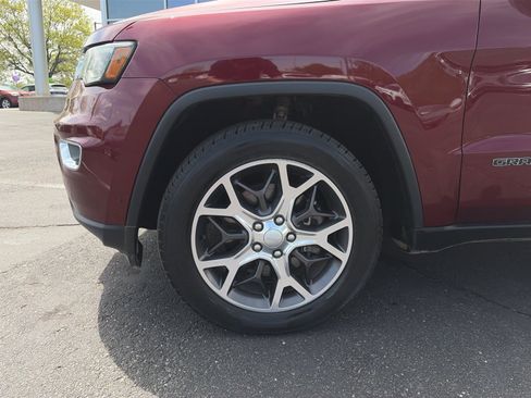 Used 2019 Jeep Grand Cherokee Limited w/ Luxury Group II AWD/4WD image 10