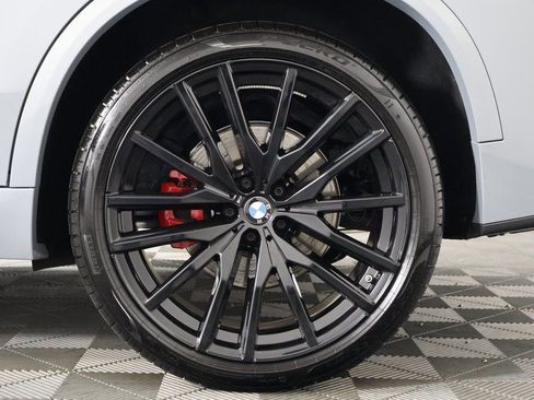 Used 2025 BMW X5 xDrive40i w/ M Sport Package image 16