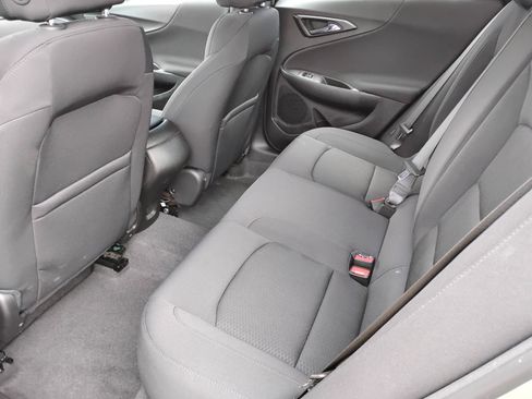 Used 2022 Chevrolet Malibu LS FWD image 27