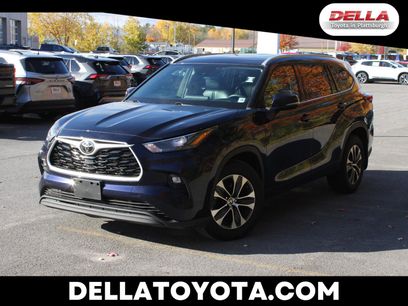 Used 2022 Toyota Highlander XLE