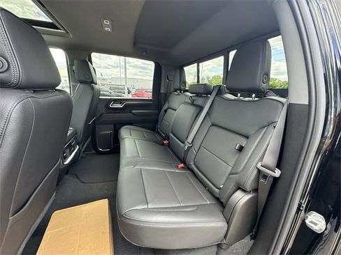 New 2025 GMC Sierra 2500 Denali w/ Denali Reserve Package image 22