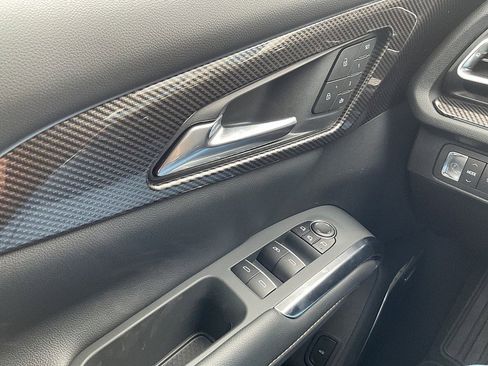 New 2026 Chevrolet Traverse High Country image 27