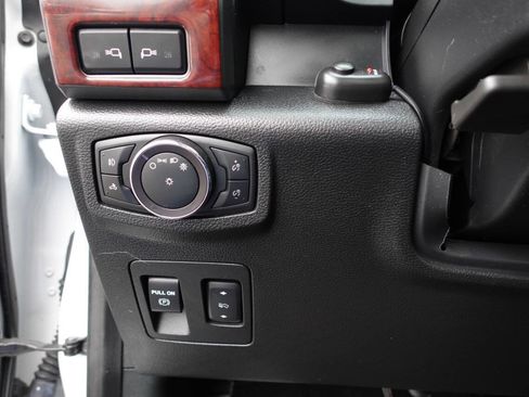 Used 2019 Ford F150 XLT w/ Equipment Group 302A Luxury image 56