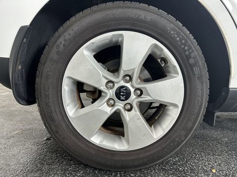 Used 2018 Kia Soul image 14