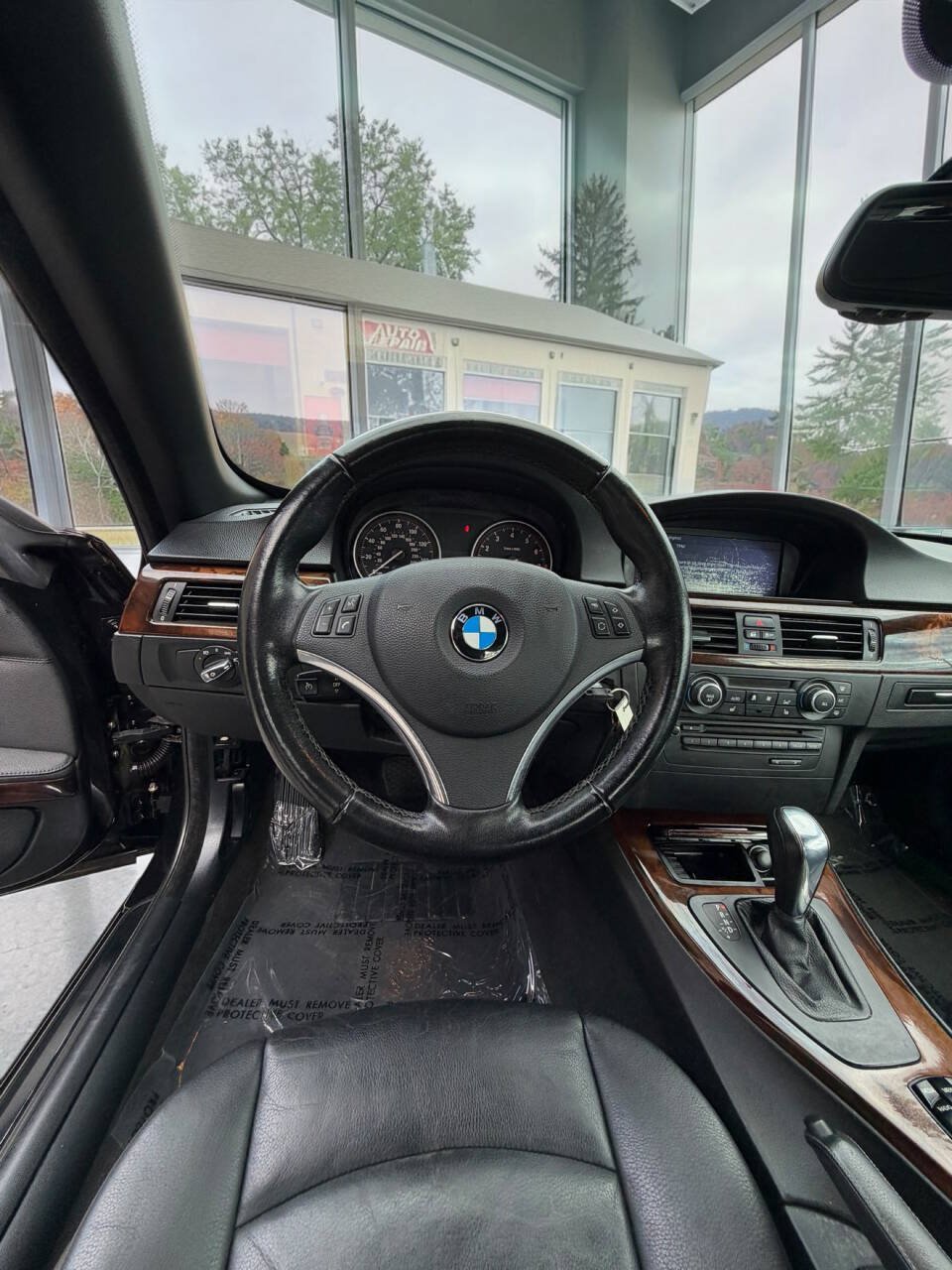 Used 2013 BMW 335i Convertible RWD image 26
