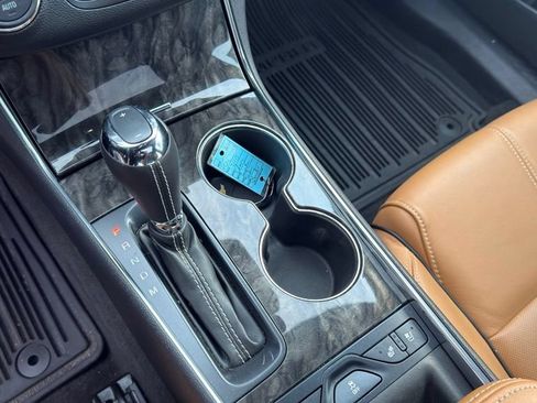 Used 2015 Chevrolet Impala LTZ FWD image 14