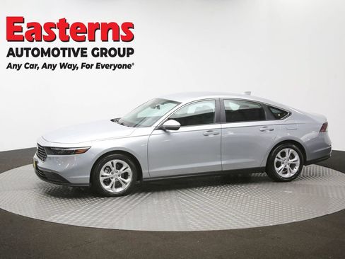 Used 2025 Honda Accord LX image 57