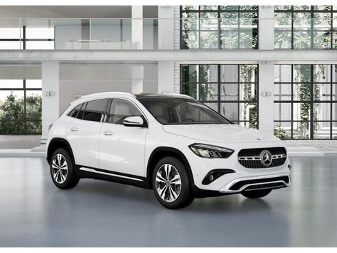 New 2026 Mercedes-Benz GLA 250 4MATIC image 12