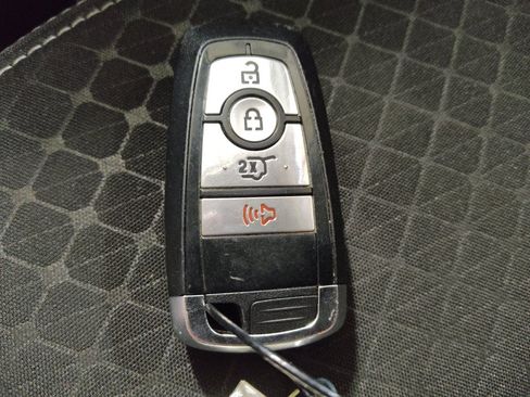 Used 2024 Ford Escape Active image 32