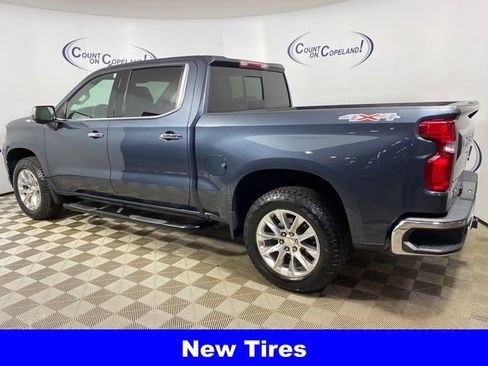 Certified 2021 Chevrolet Silverado 1500 LTZ w/ LTZ Premium Package AWD/4WD image 5