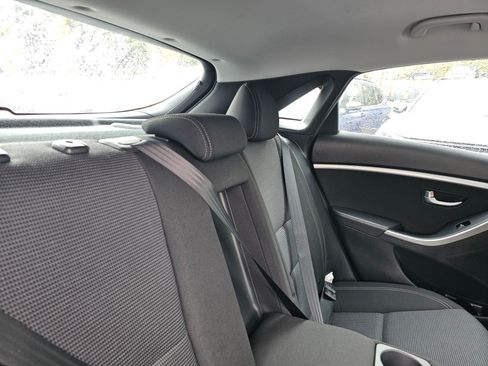 Used 2016 Hyundai Elantra GT w/ Option Group 02 FWD image 14