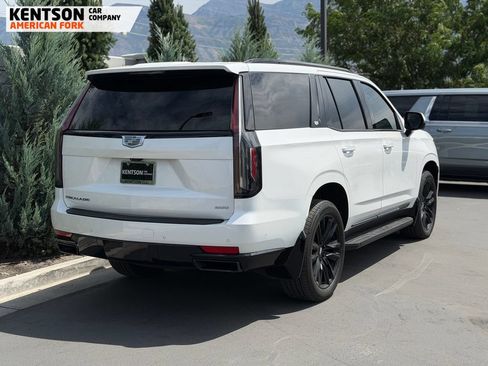Used 2024 Cadillac Escalade Sport w/ LPO, Floor Liner Package AWD/4WD image 8