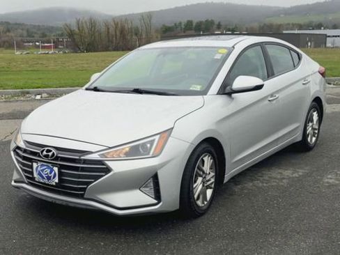 Used 2019 Hyundai Elantra Value Edition w/ Cargo Package FWD image 4