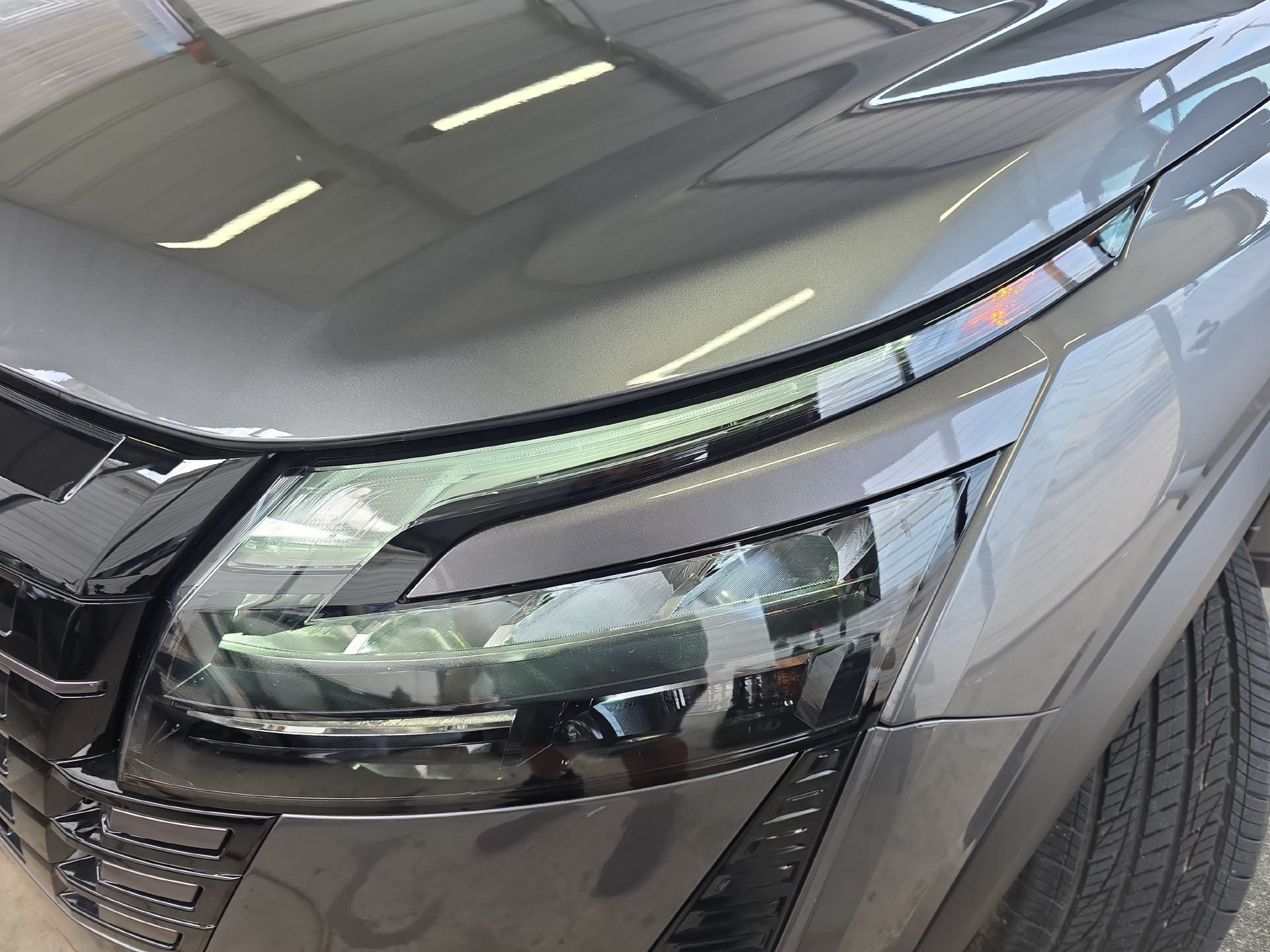 New 2026 Nissan Pathfinder SL w/ Cargo Package FWD image 29