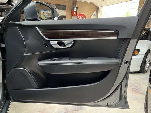 Used 2017 Volvo S90 T6 Momentum AWD/4WD image 31
