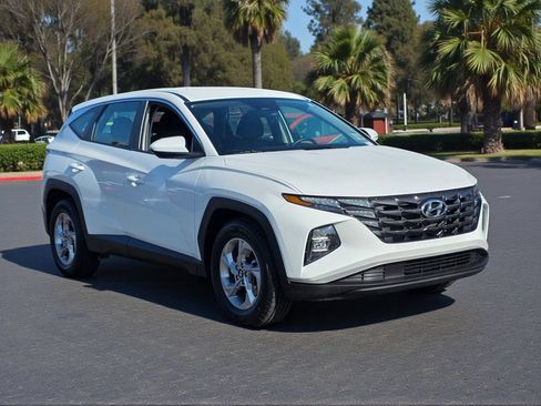 Used 2024 Hyundai Tucson SE FWD image 4