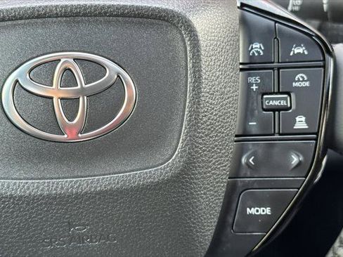 Certified 2025 Toyota bZ4X FWD image 27