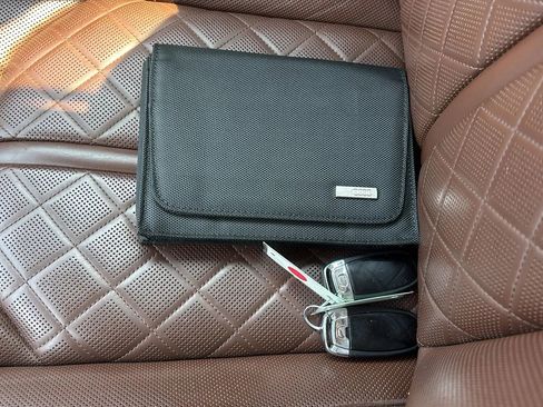 Used 2017 Audi A8 L 4.0T w/ Rear Seat Comfort Package image 15