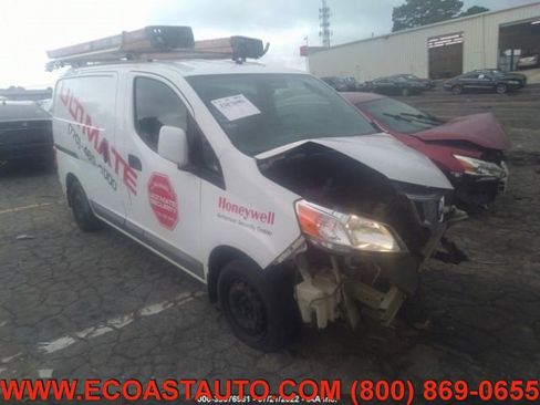 Used 2015 Nissan NV200 SV w/ Back Door Glass Package image 1