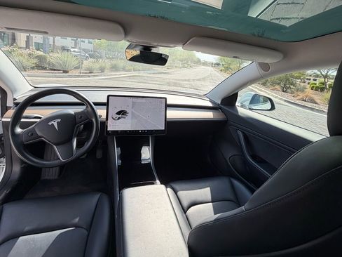 Used 2019 Tesla Model 3 Standard Range Plus RWD image 11