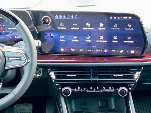 New 2026 Chevrolet Traverse Z71 w/ Enhanced Driving Package image 47