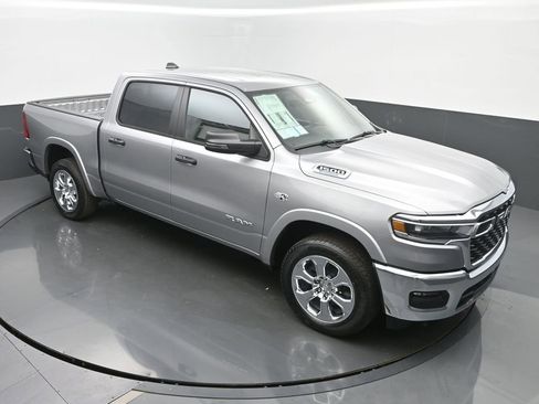 New 2026 RAM 1500 4x4 Crew Cab image 44