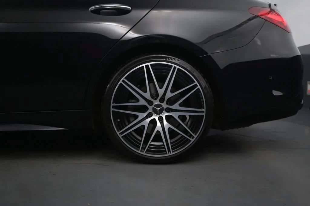Used 2023 Mercedes-Benz C 43 AMG 4MATIC Sedan image 15