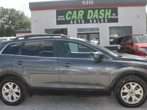 Used 2013 MAZDA CX-9 Touring w/ Touring Technology Pkg AWD/4WD image 4