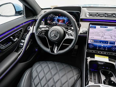 New 2026 Mercedes-Benz S 580 4MATIC Sedan image 14