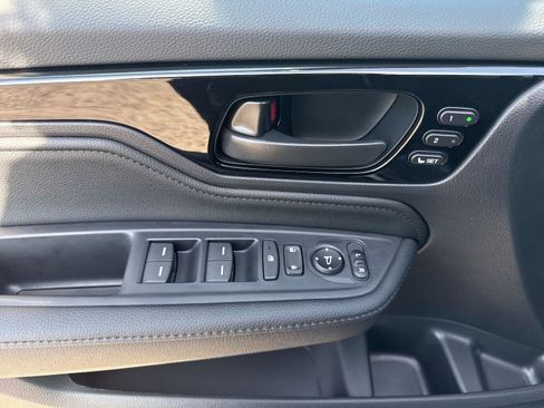 New 2026 Honda Odyssey Touring image 22