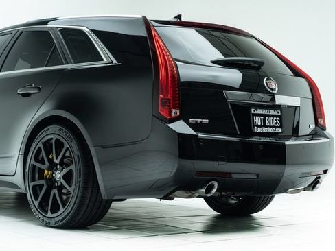 Used 2014 Cadillac CTS V RWD image 20