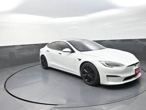 Used 2022 Tesla Model S image 41