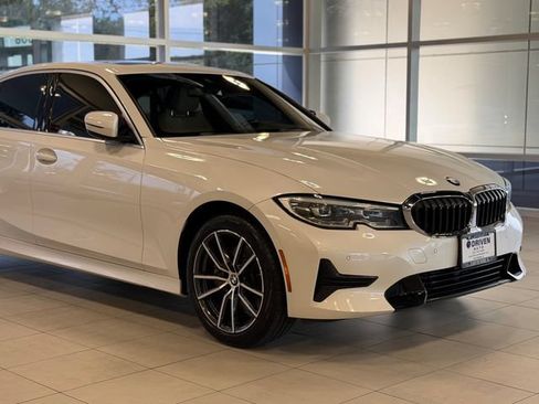 Used 2021 BMW 330i xDrive Sedan w/ Convenience Package AWD/4WD image 5