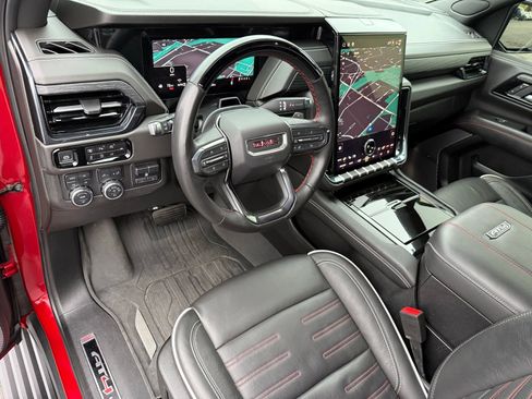 Used 2025 GMC Yukon XL AT4 Ultimate w/ LPO, Floor Liner Package AWD/4WD image 11